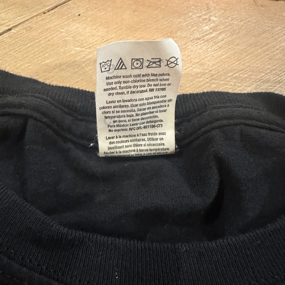 DARE T-Shirt Fruit Of The Loom Men's Small USA Flag Theme - Picture 6 of 7